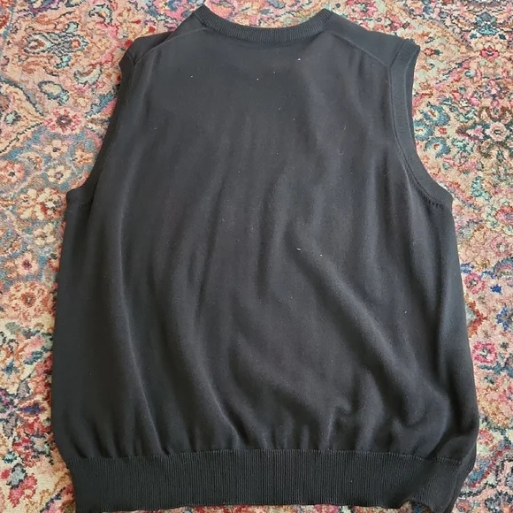 Chaps Men's V-Neck Sweater Vest - Picture 3 of 3